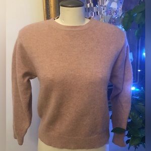 Uniqlo Soft Pink Wool Sweater - Size Medium